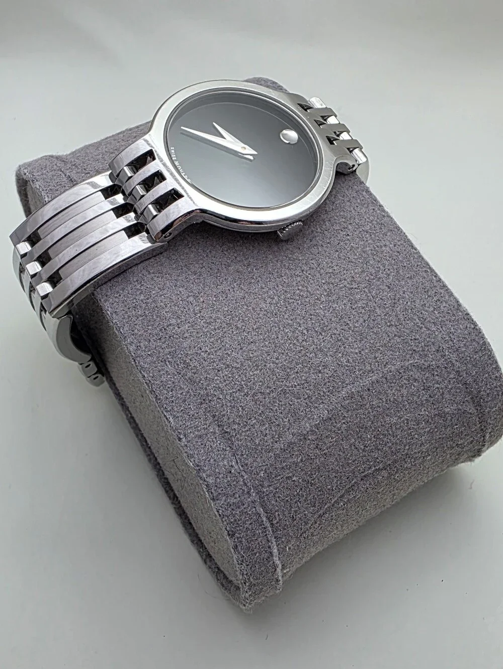Movado Esperanza Silver-Men's/Ladies 28mm Stainless Steel Watch with Black Dial